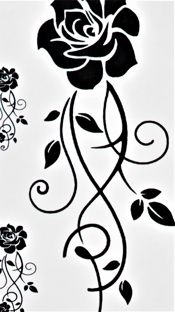 arabesque fleurie en tatouage